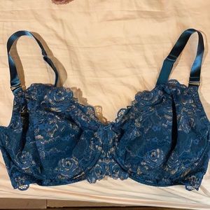 Lane Bryant lace bra 40DDD, unlined with underwire